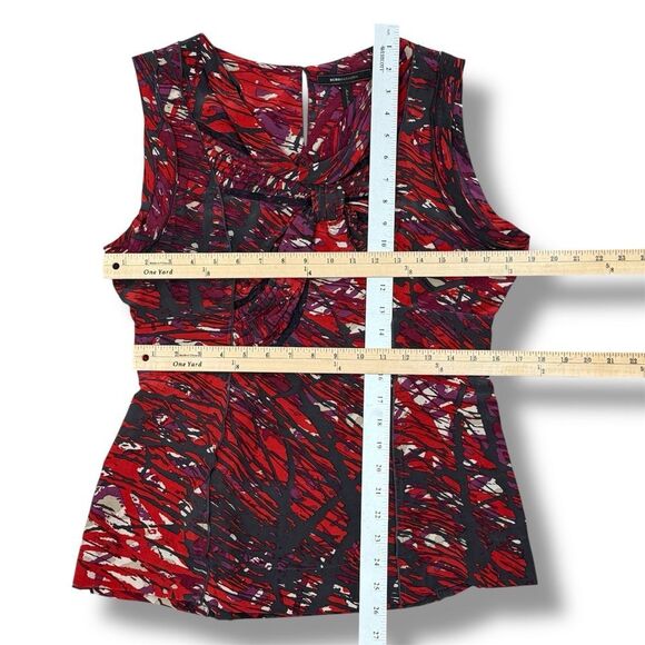 BCBGMaxAzria Abstract Print Knot Front Silk Blouse Sleeveless Black Red Medium - Picture 11 of 12